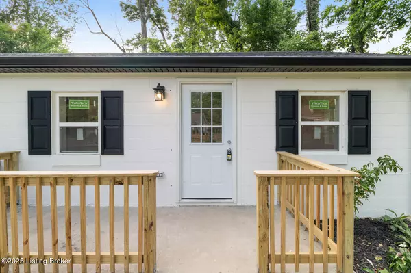 6906 Sylvania 4 Rd, Louisville, KY 40258