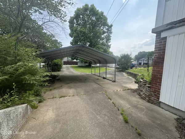 Carrollton, KY 41008,816 Highland Ave