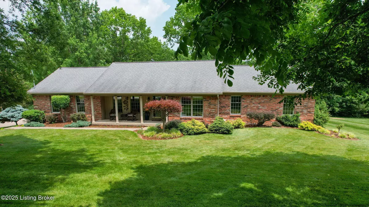 Shepherdsville, KY 40165,150 E Laurel River Drive Rd