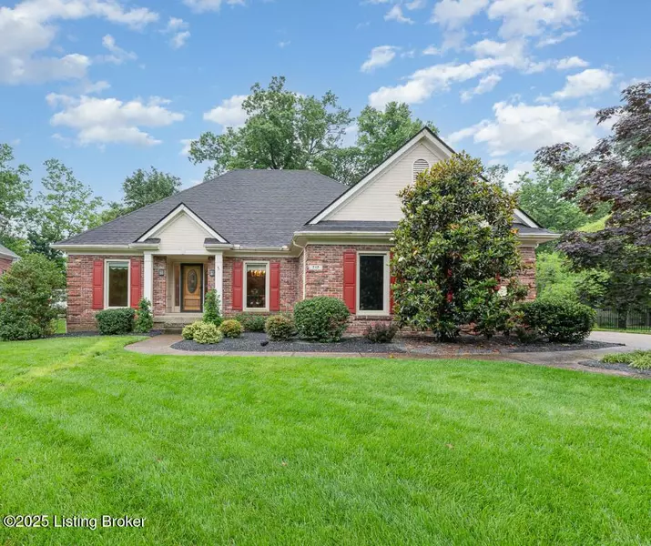 717 Winding Oaks TRL, Louisville, KY 40223