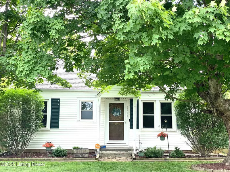 1721 Lakeside Dr, Shelbyville, KY 40065