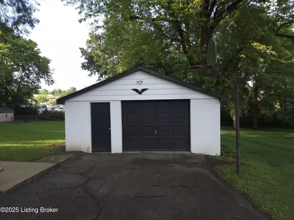 Elizabethtown, KY 42701,111 Brooks St