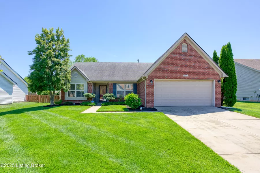 9402 Harlow Ct, Prospect, KY 40059