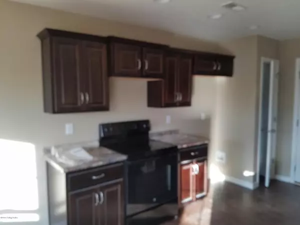 Mt Washington, KY 40047,156 Benjamin Pl