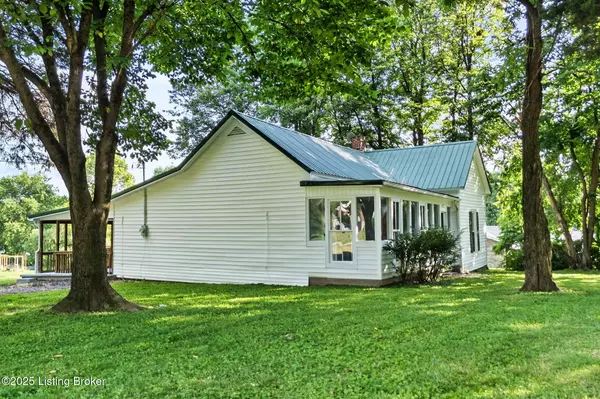 477 Knobview Dr, Lebanon Junction, KY 40150