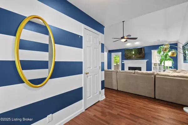 Louisville, KY 40242,Address not disclosed