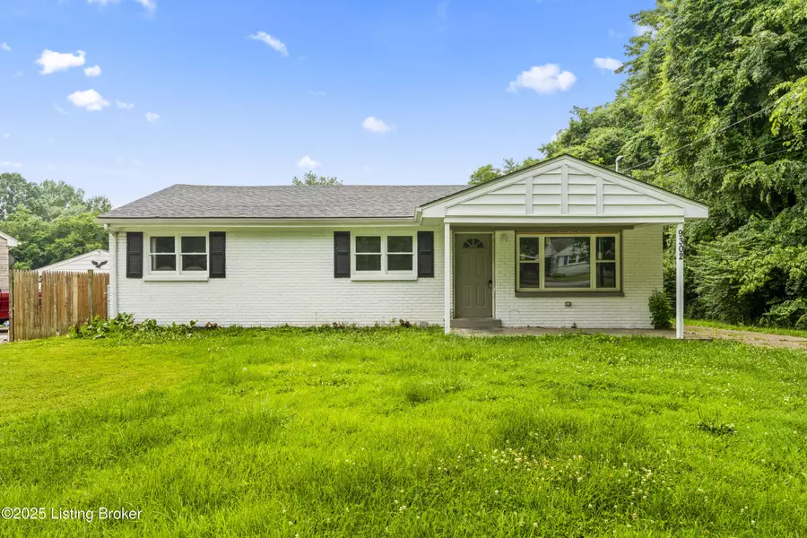 9302 Aristides Dr, Louisville, KY 40272