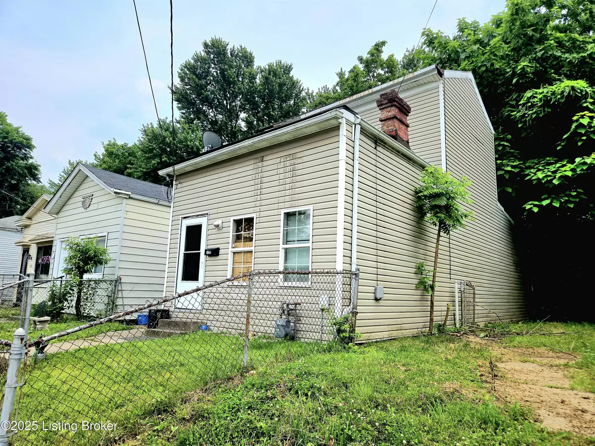 Louisville, KY 40212,2426 Rowan St