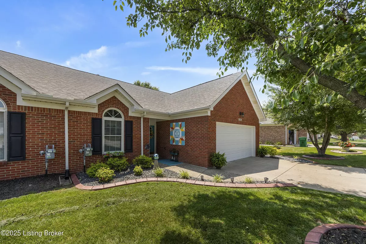 Louisville, KY 40229,12582 Springfalls Ct