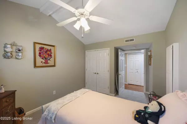 Louisville, KY 40229,12582 Springfalls Ct