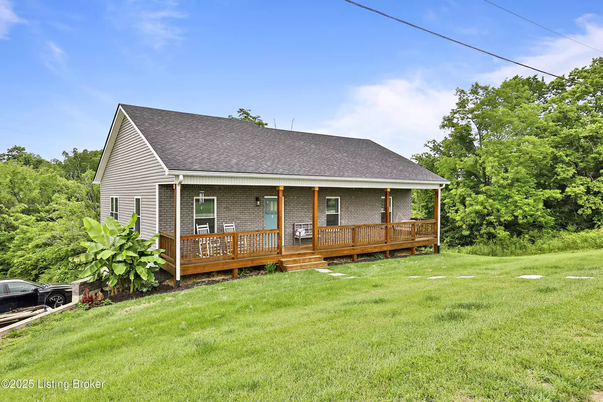 Waddy, KY 40076,971 Peytona Beach Rd
