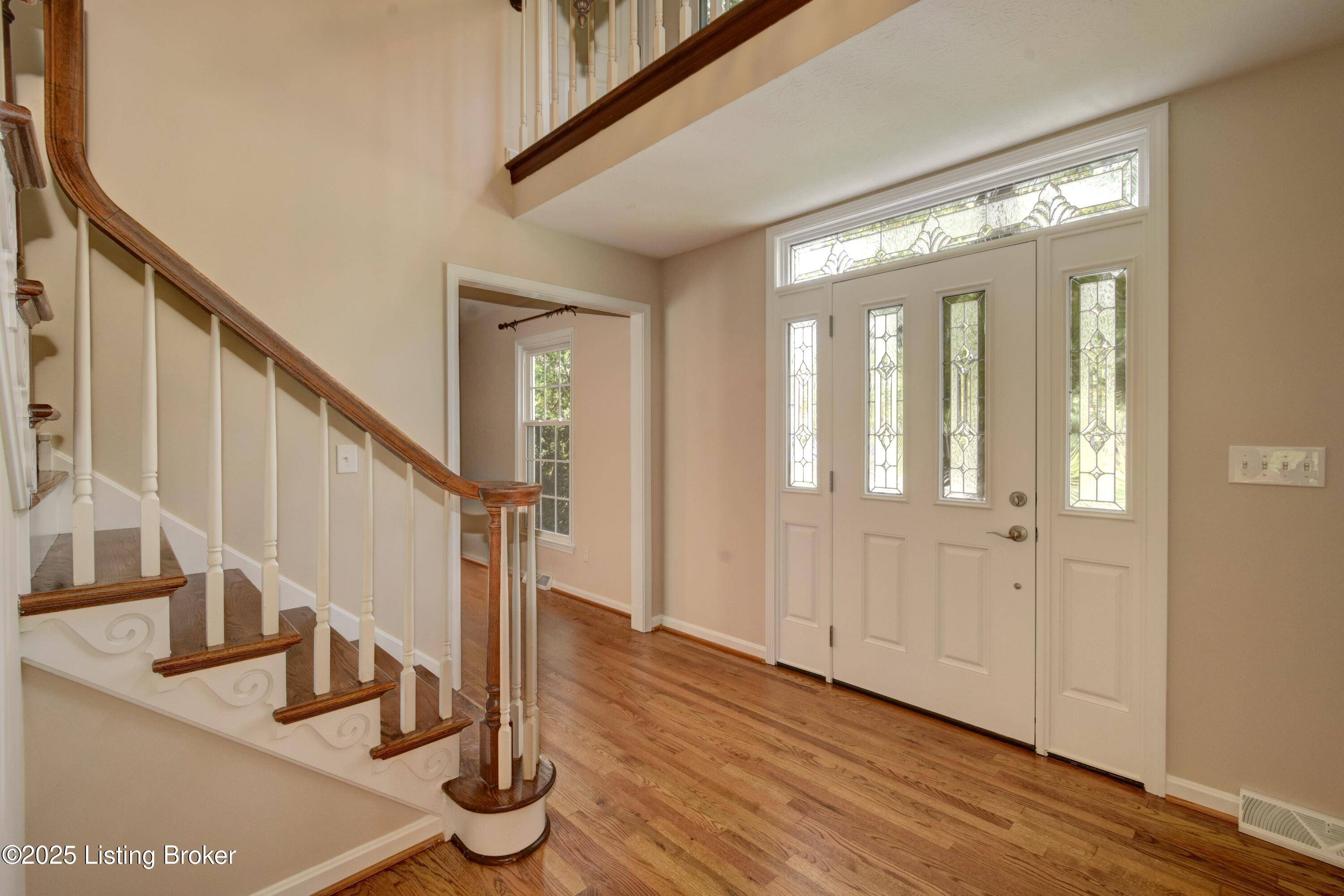 Elizabethtown, KY 42701,421 Red Bud Dr