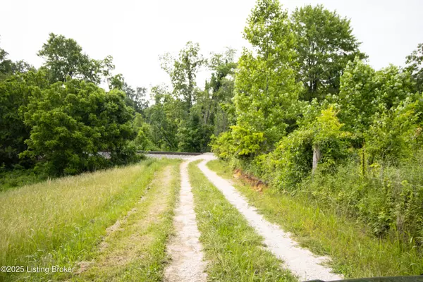 Eastview, KY 42732,0 Summit Eastview Rd