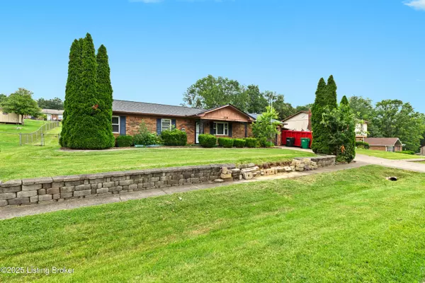 Radcliff, KY 40160,218 Hallmark Cir