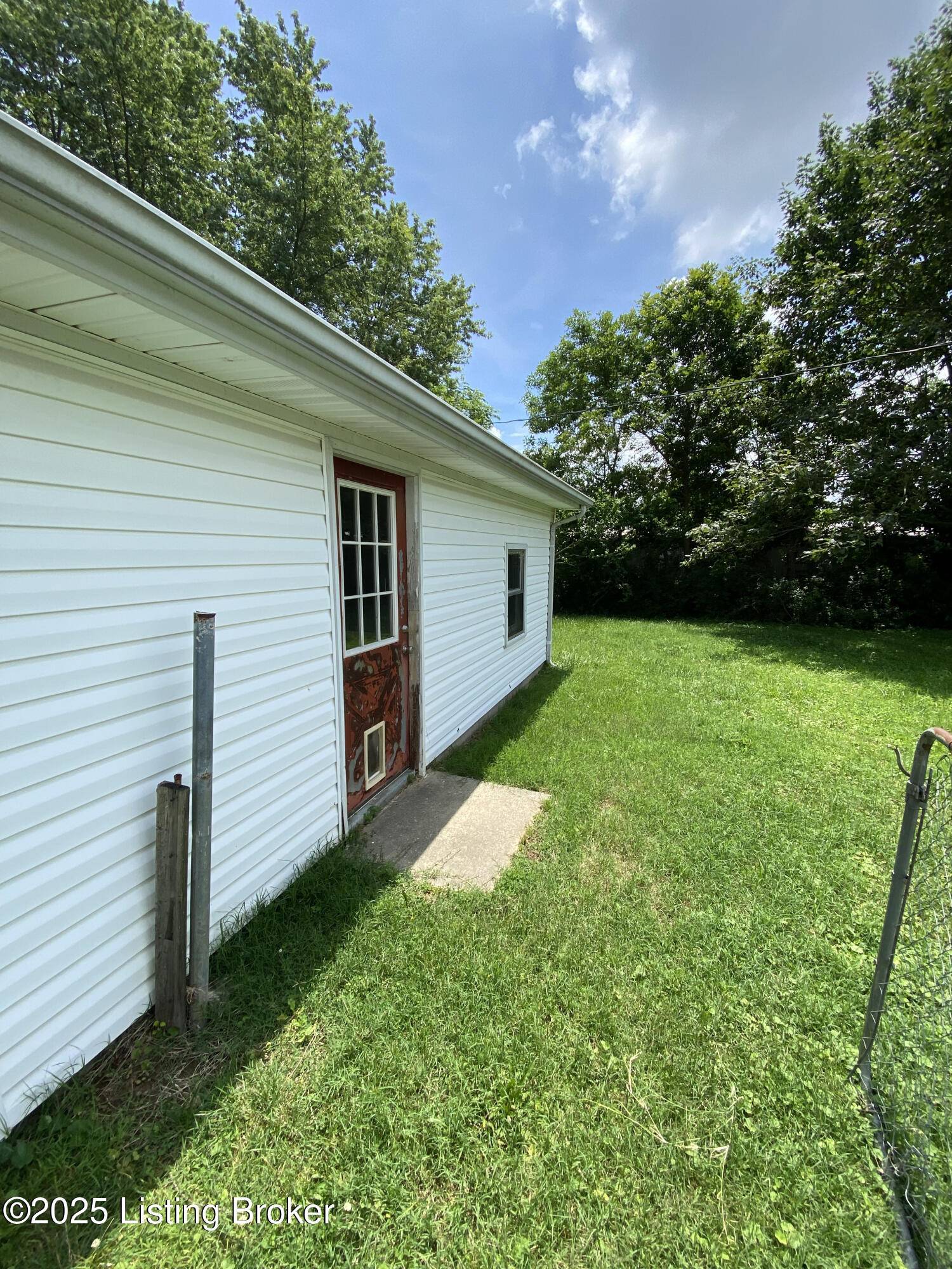 La Grange, KY 40031,155 Hickory Hill Rd