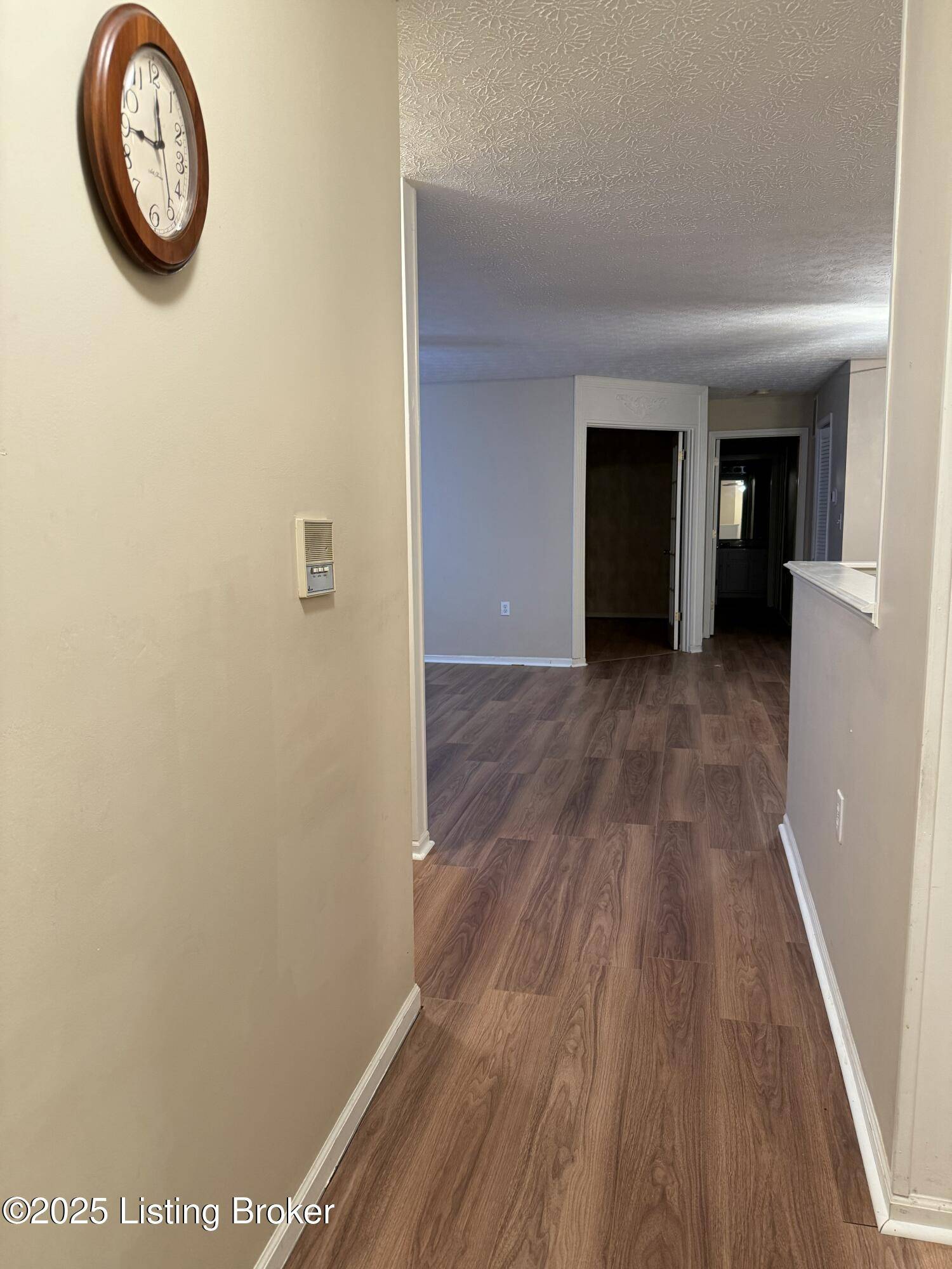 Louisville, KY 40241,10305 Trotters Pointe Dr #APT 101