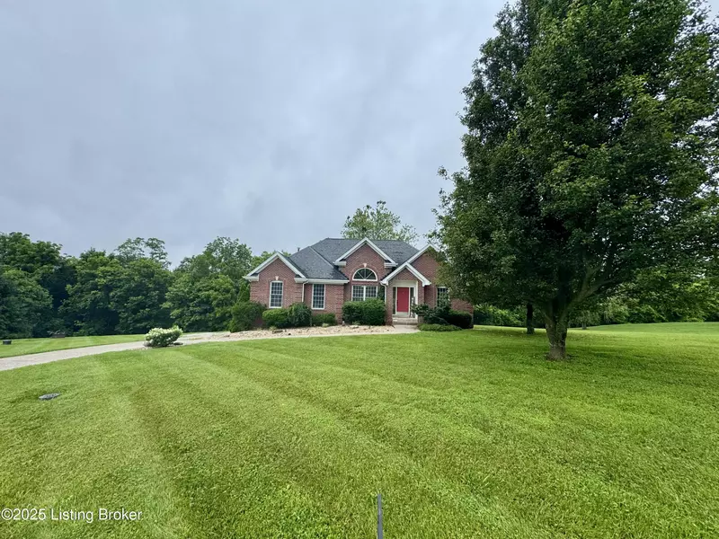 380 Wilsonville Heights Dr, Fisherville, KY 40023