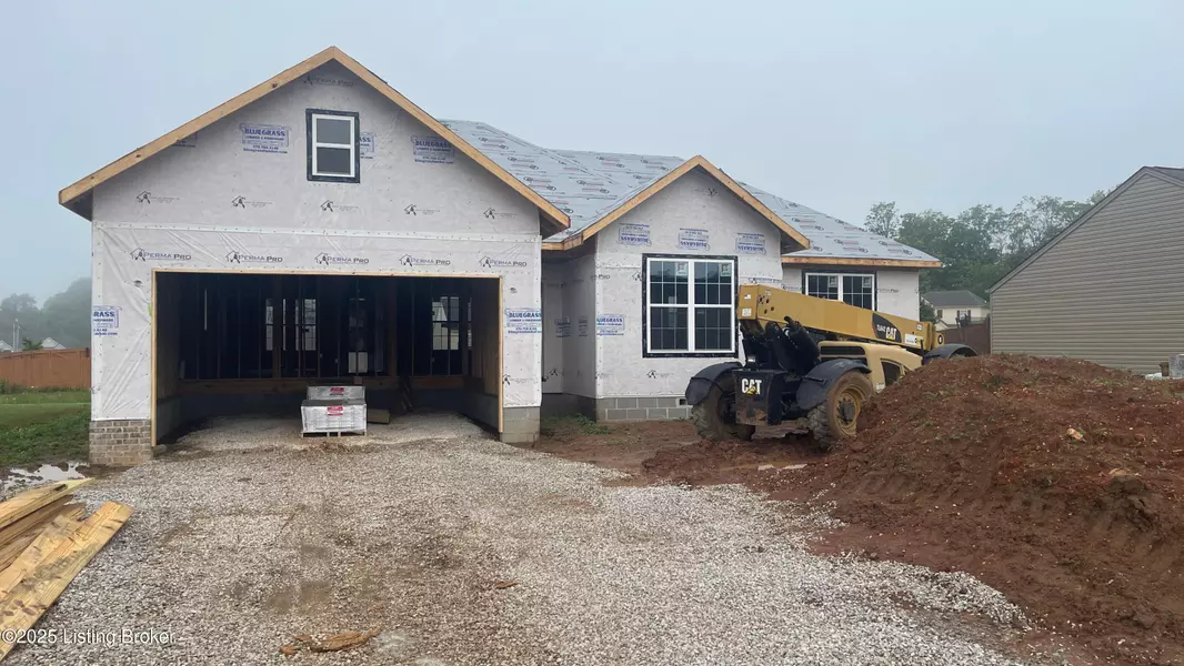 107 Blatina Dr, Vine Grove, KY 40175