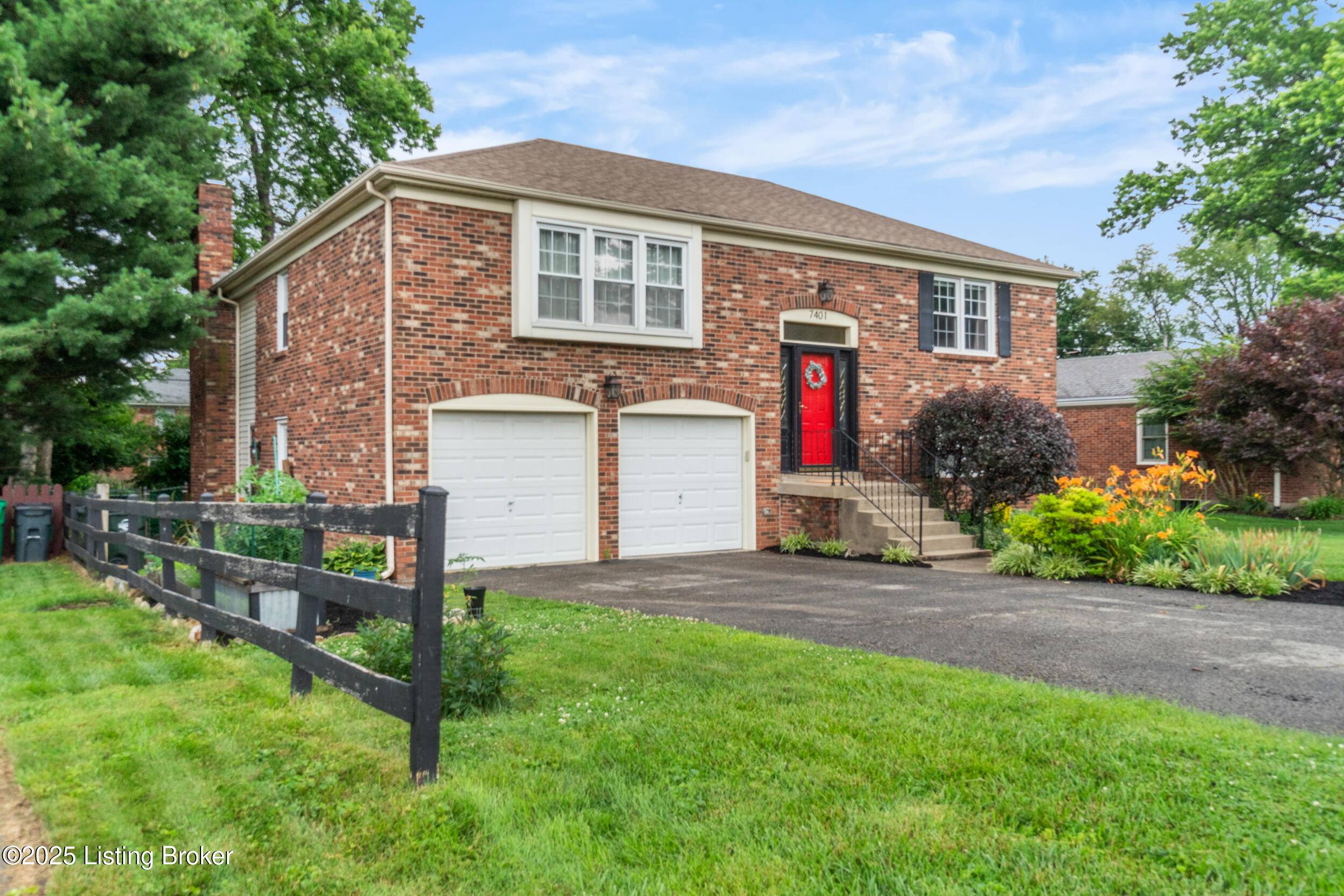 Louisville, KY 40222,7401 Maria Ave