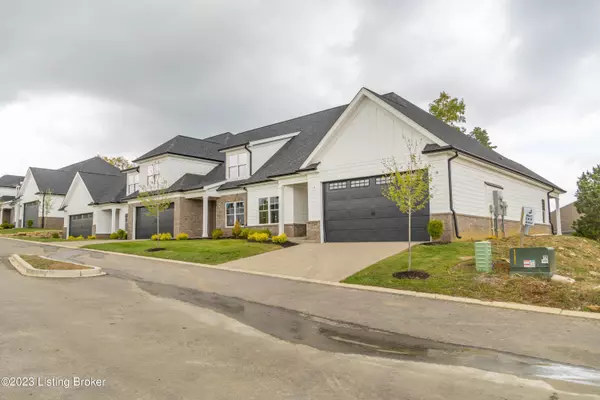 Louisville, KY 40245,14621 Reserve Park Pl #3