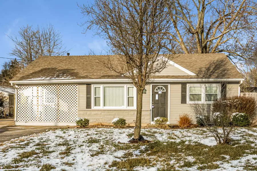 7111 Nathan Hale WAY, Louisville, KY 40272