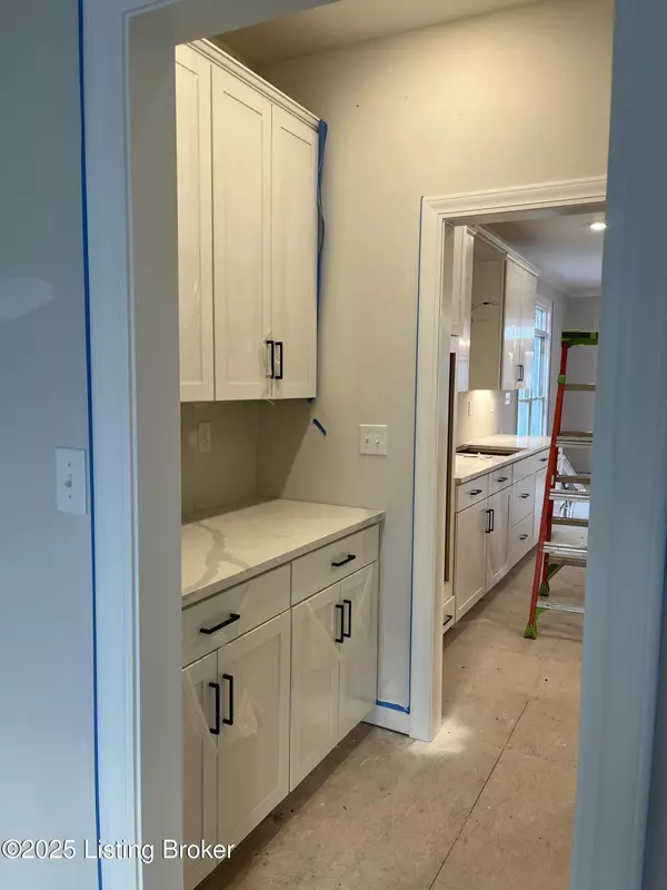 Prospect, KY 40059,11495 Victoria Falls Ln