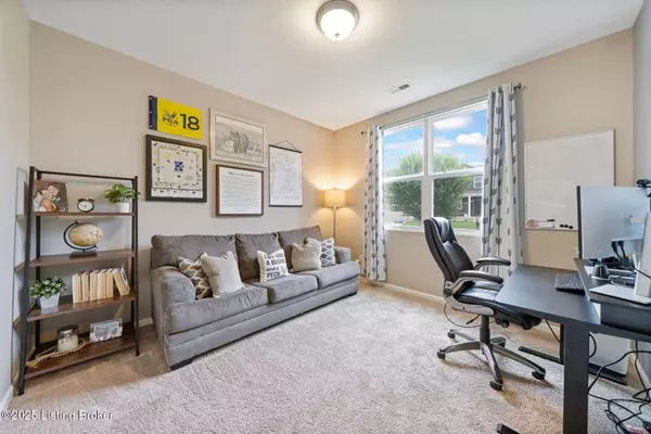 Louisville, KY 40299,11717 Chandler Ct