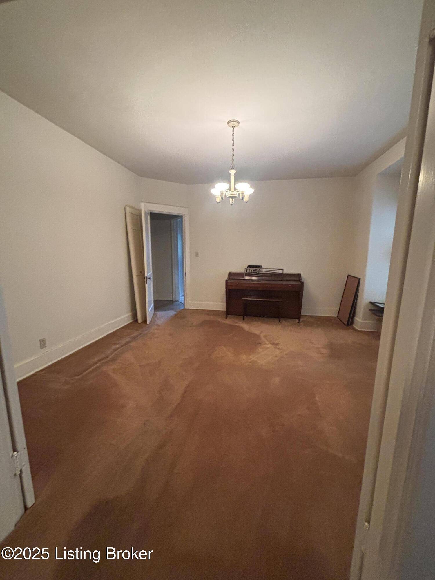 Louisville, KY 40205,2229 Talbott Ave