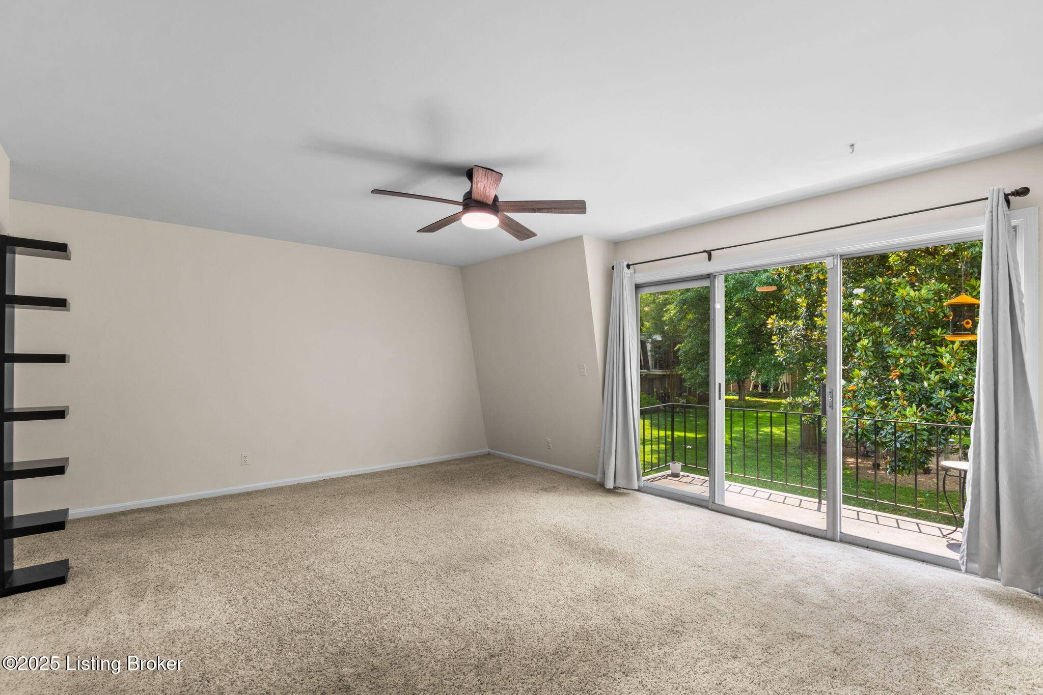 Louisville, KY 40206,521 Zorn Ave #E15