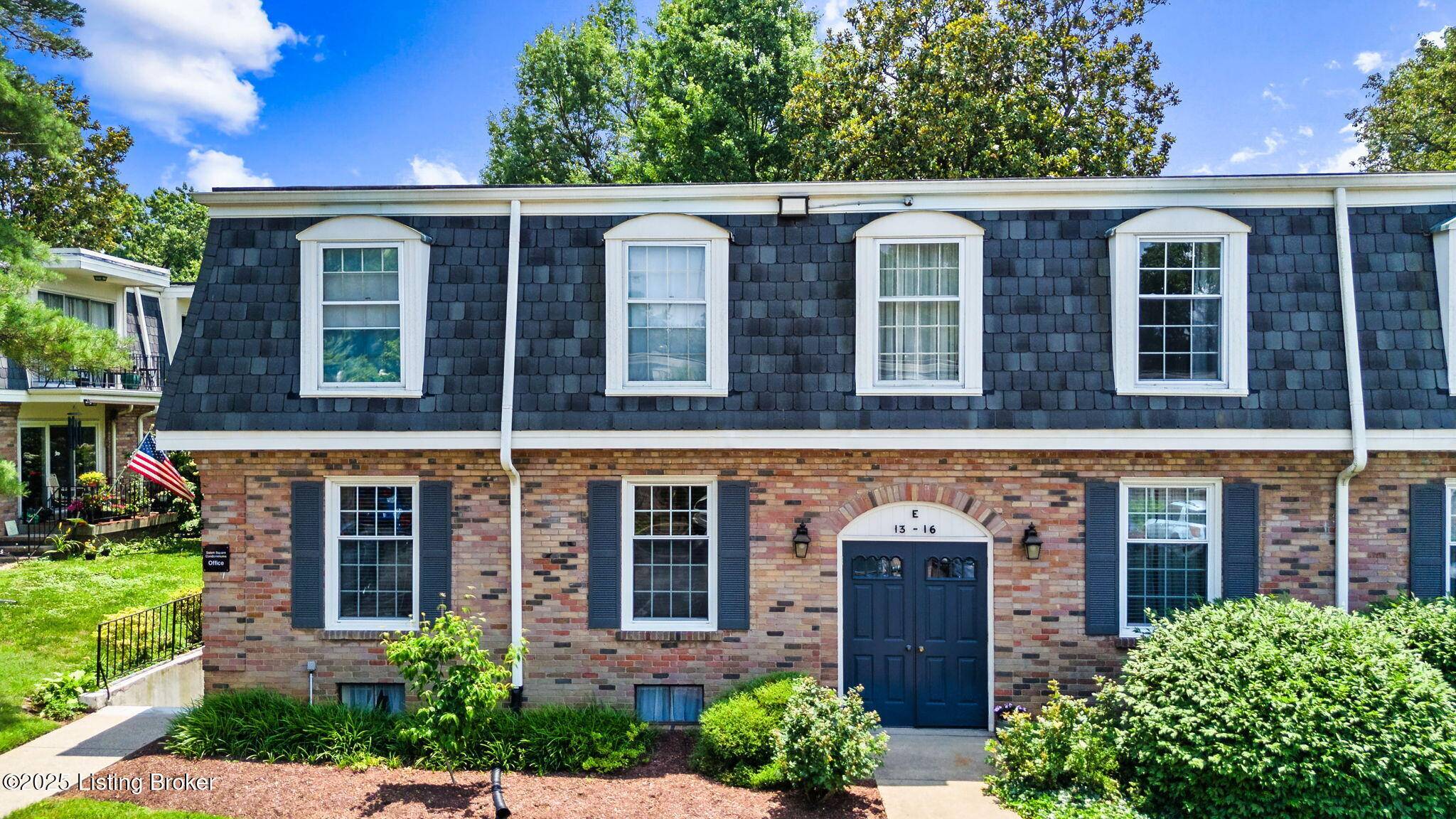 521 Zorn Ave #E15, Louisville, KY 40206