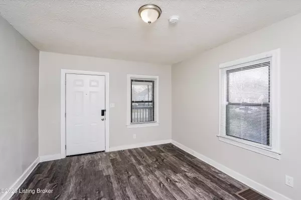 Louisville, KY 40210,2808 Conestoga Ave