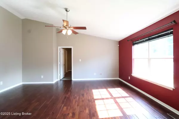 Louisville, KY 40258,9829 Brooks Bend Rd