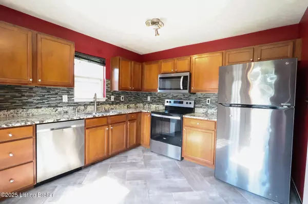 Louisville, KY 40258,9829 Brooks Bend Rd