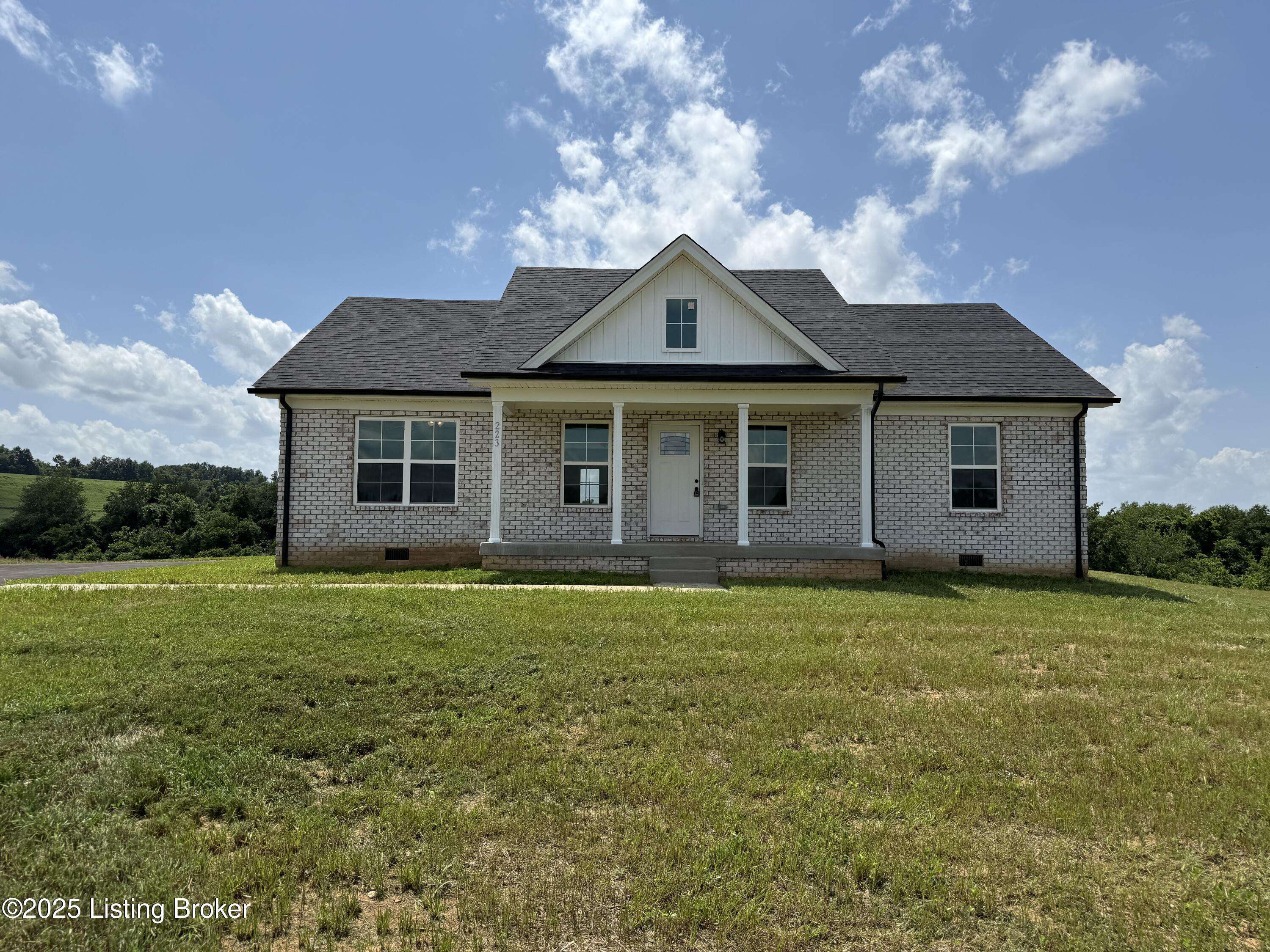 223 Cassidy Dr, Taylorsville, KY 40071