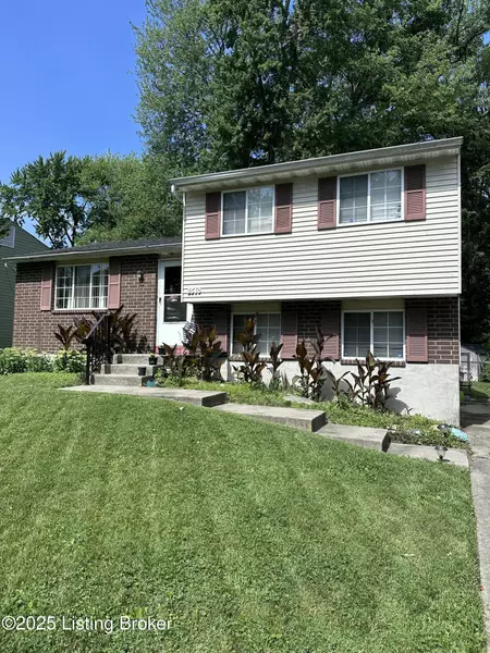 8510 Coco Ct, Louisville, KY 40219