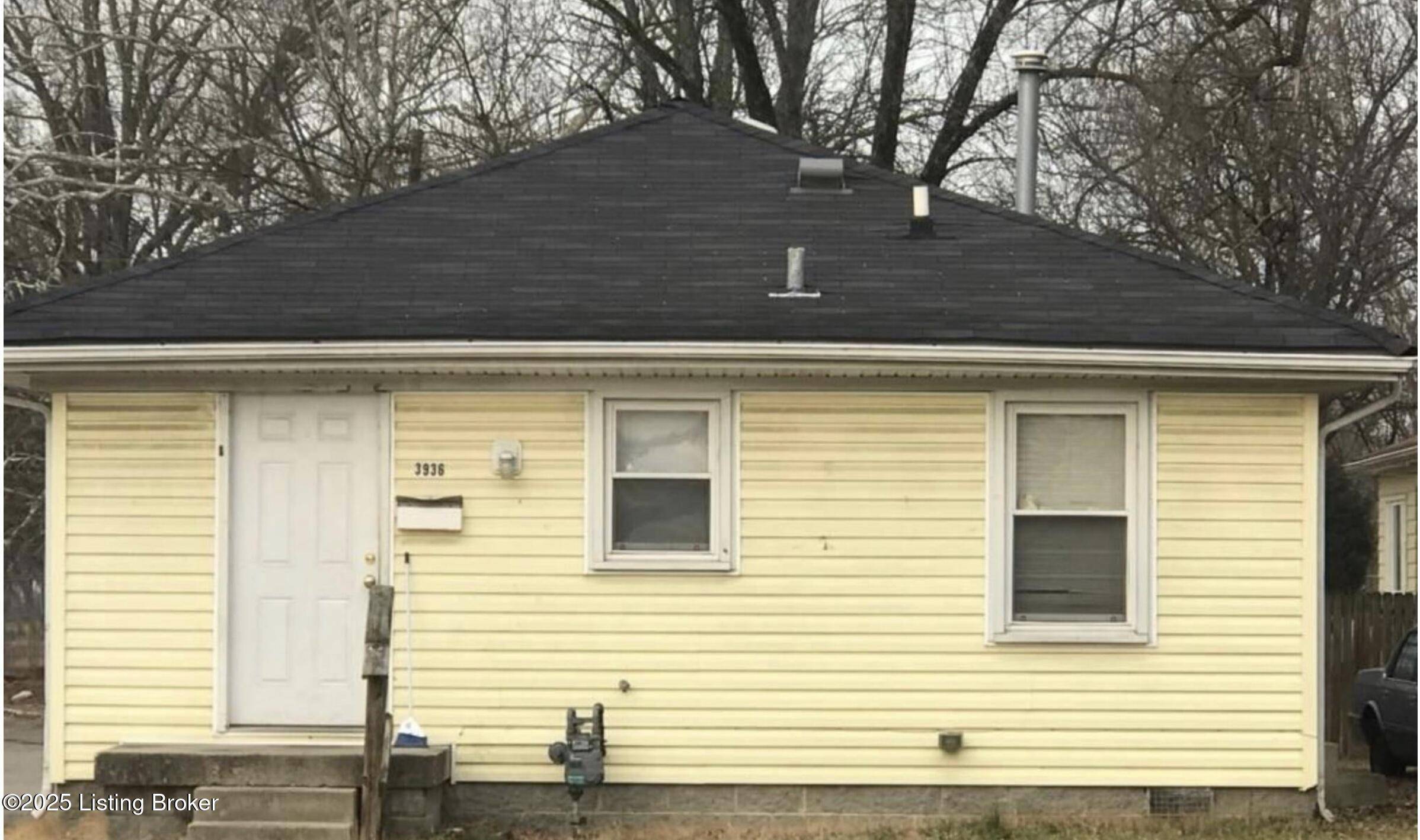 3936 Woodruff Ave, Louisville, KY 40215