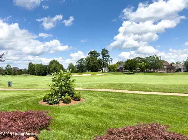 Louisville, KY 40245,2221 Highland Springs Pl
