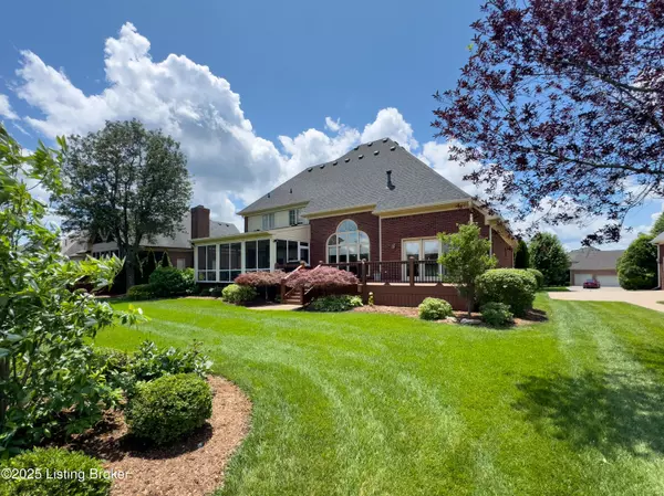 Louisville, KY 40245,2221 Highland Springs Pl
