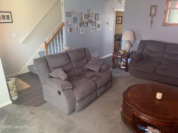 Fairdale, KY 40118,436 Babe Dr