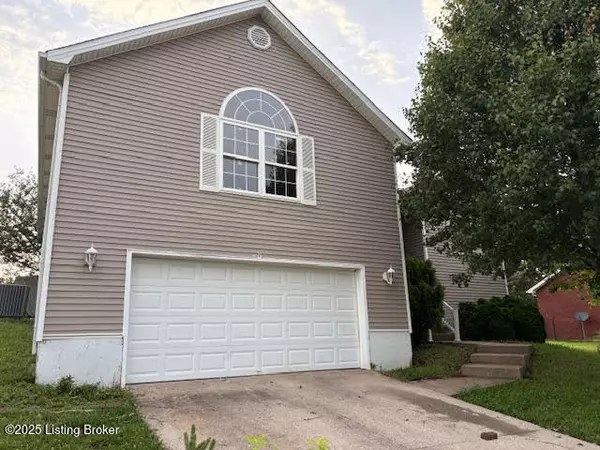 Radcliff, KY 40160,219 Meadowlake Dr