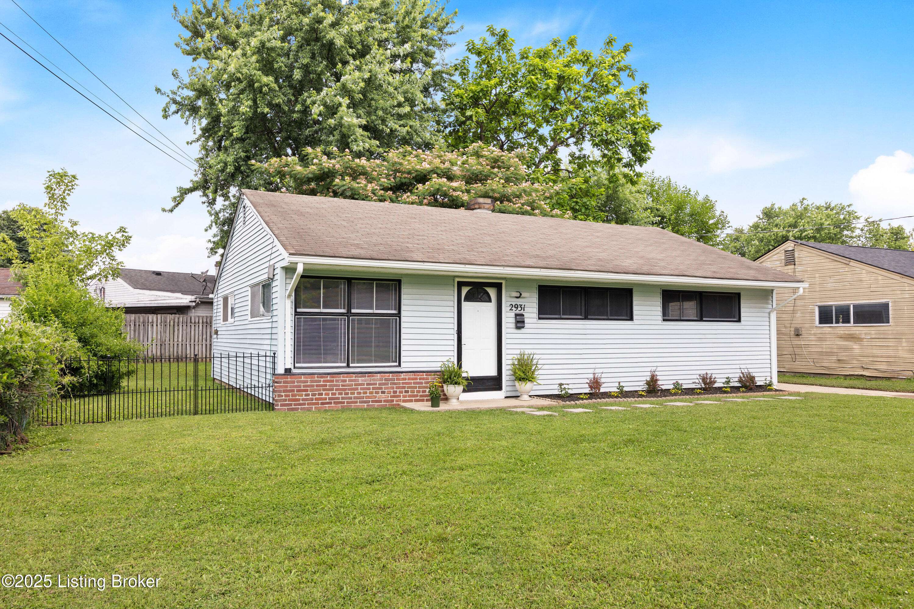 Louisville, KY 40216,2931 Garey Ln