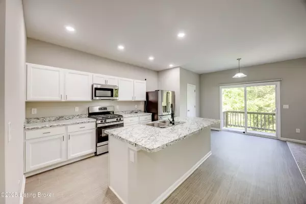 Louisville, KY 40229,11224 Comfort Ct