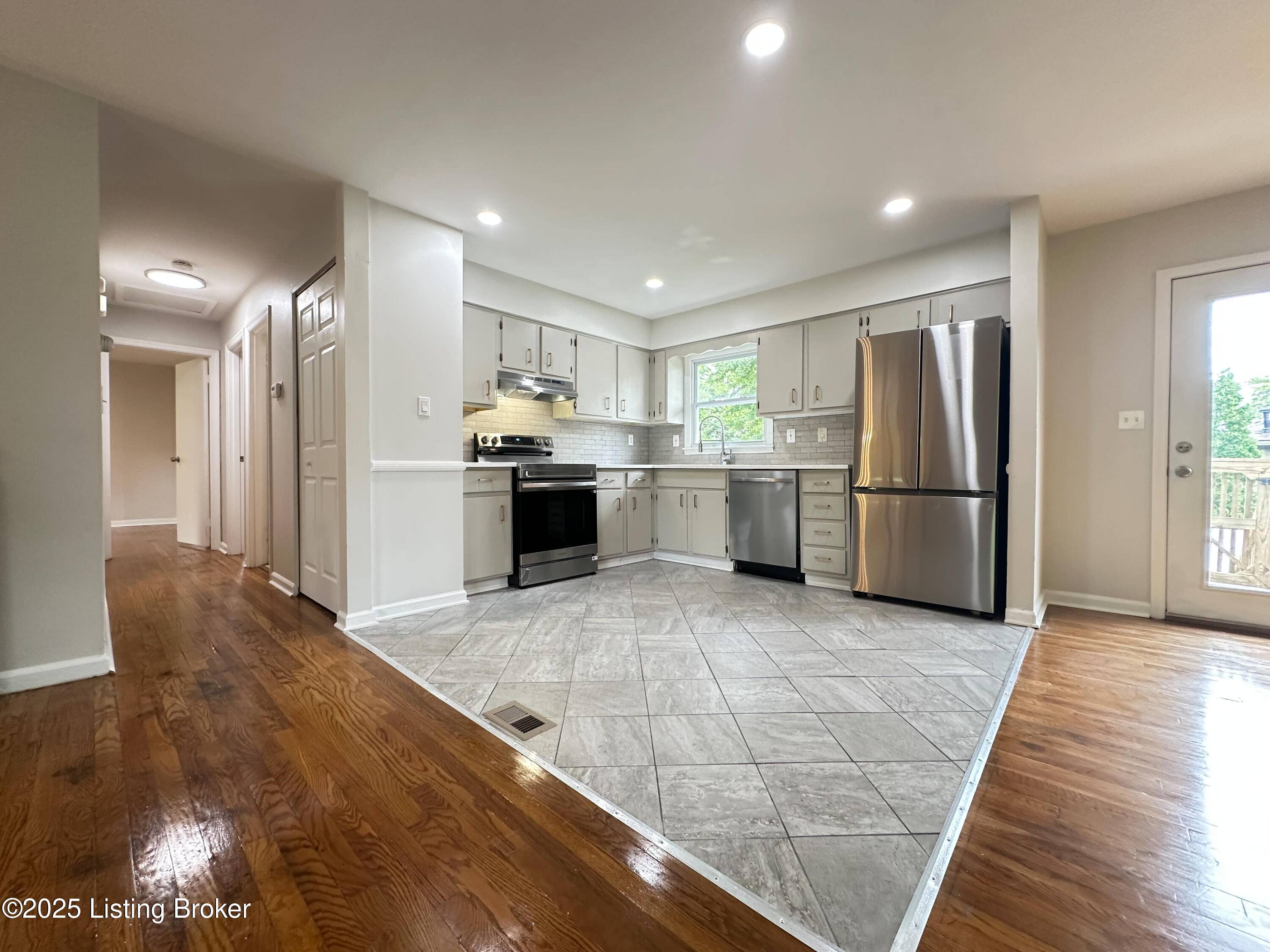 Louisville, KY 40243,817 Marengo Dr