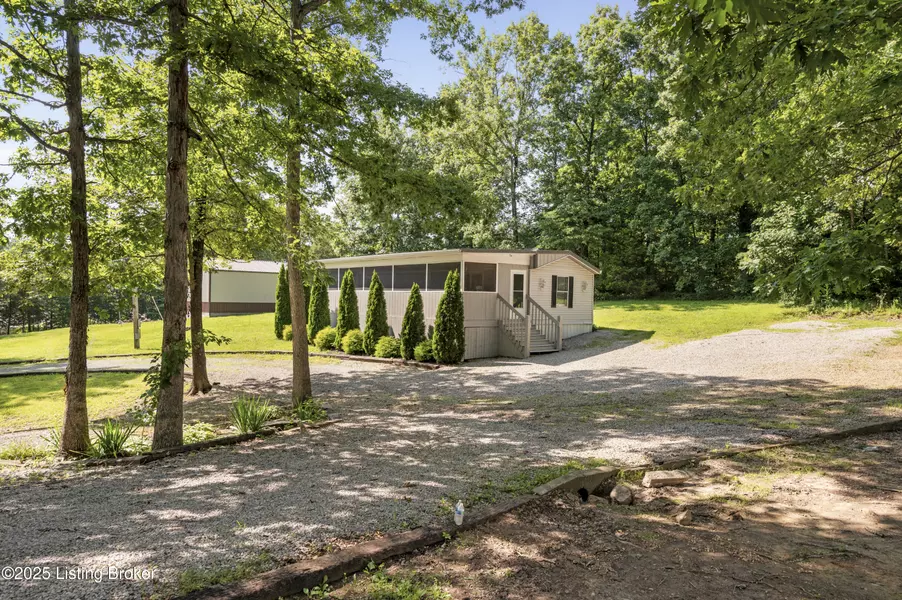 614 Stone Hill Rd, Mammoth Cave, KY 42259