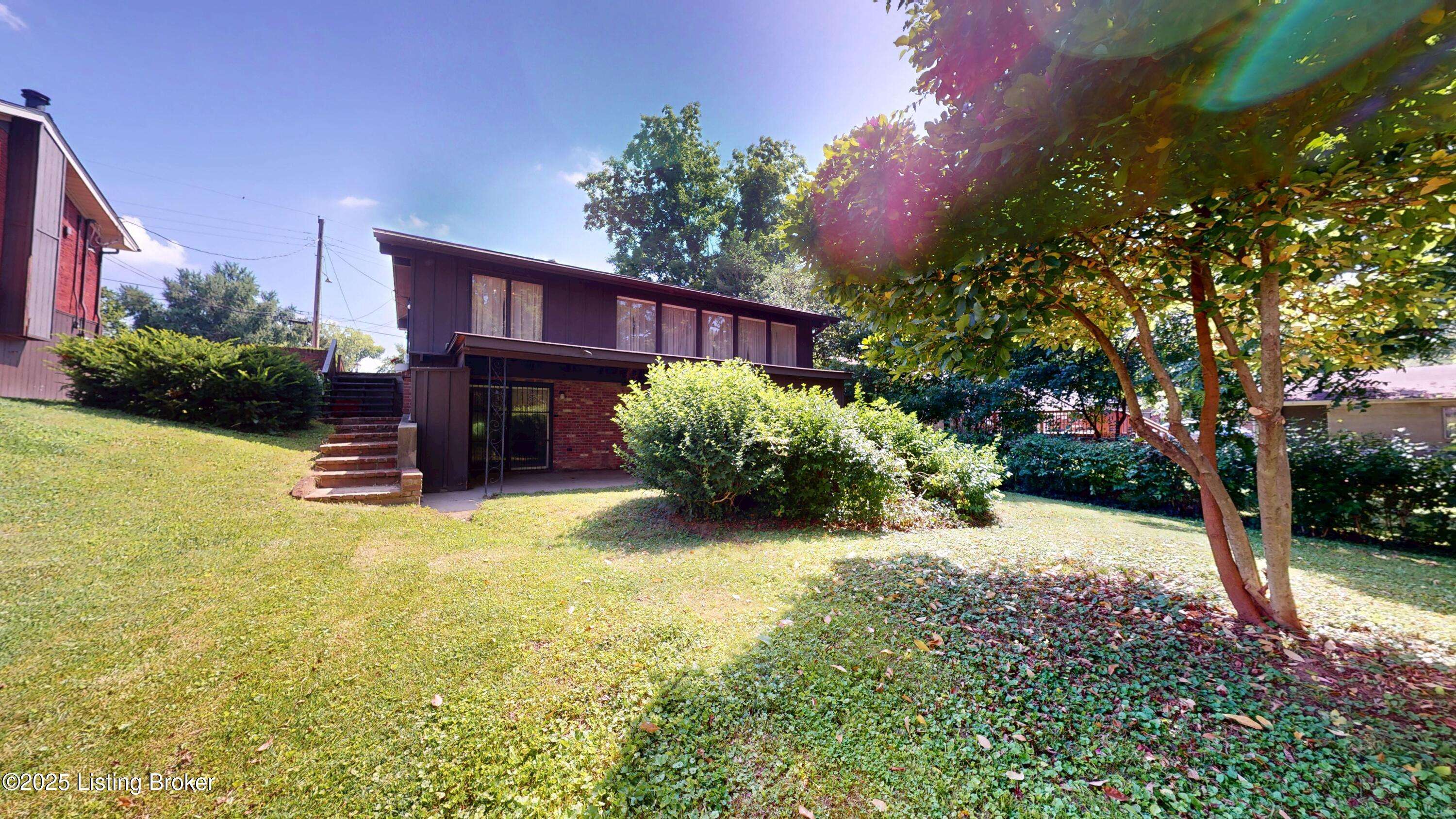Louisville, KY 40220,3306 Startan Ct