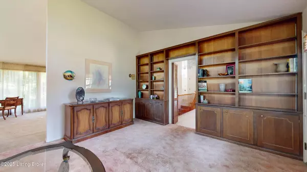 Louisville, KY 40220,3306 Startan Ct