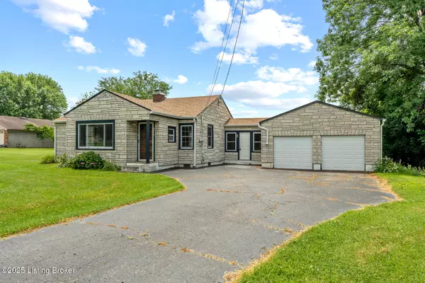 Louisville, KY 40228,6910 Applegate Ln