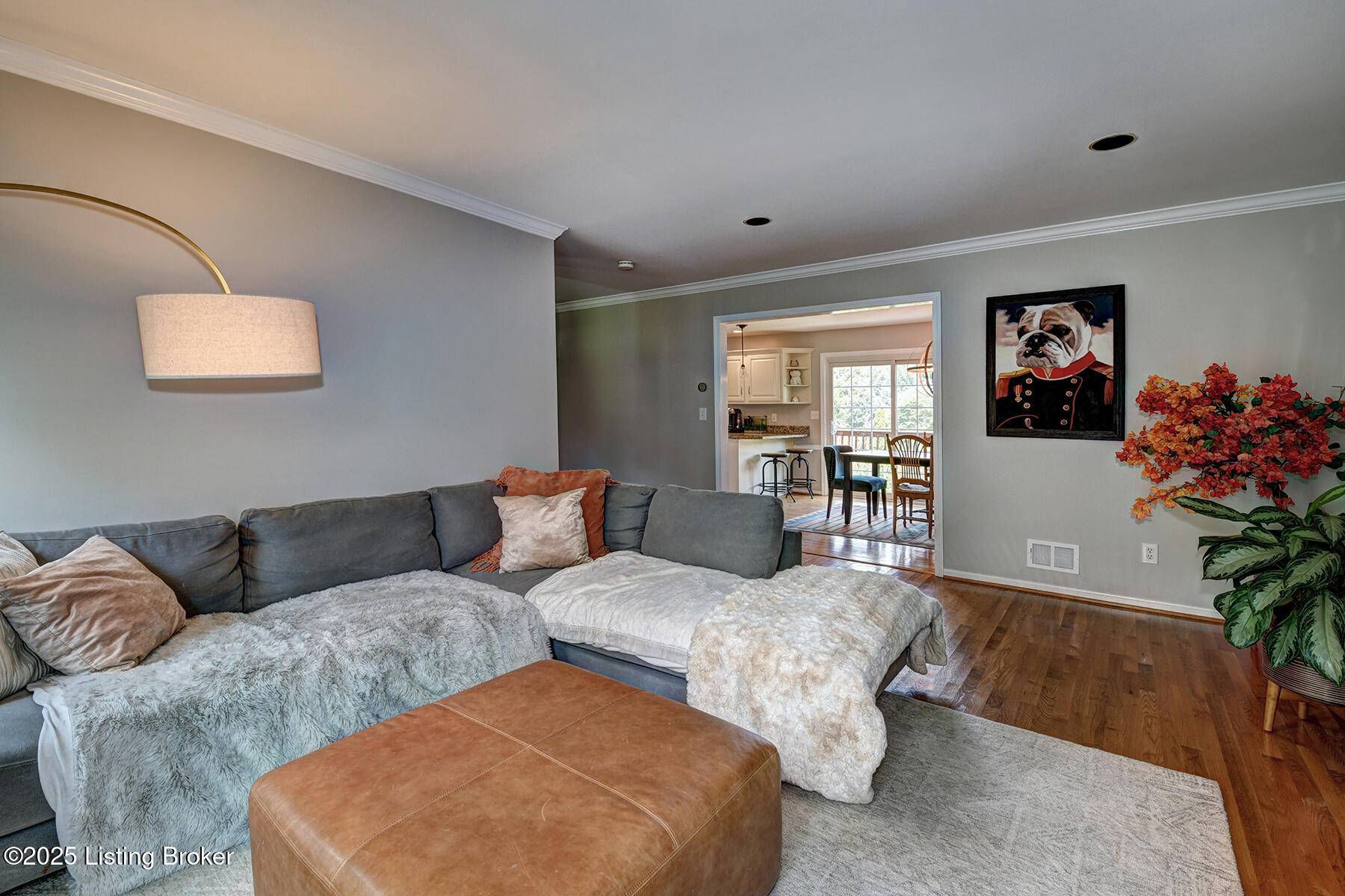 Louisville, KY 40207,6011 Windsong Ct