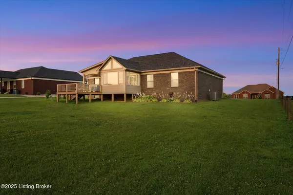 Bardstown, KY 40004,215 Marks Ln