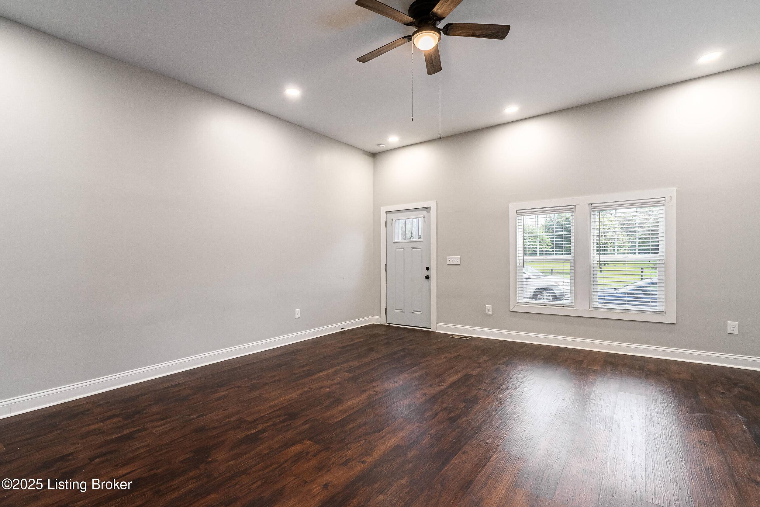 Louisville, KY 40203,609 E Caldwell St